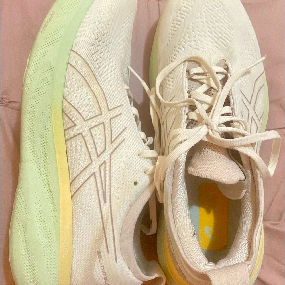 ASICS Gel-Nimbus 25 Women's Running Shoe